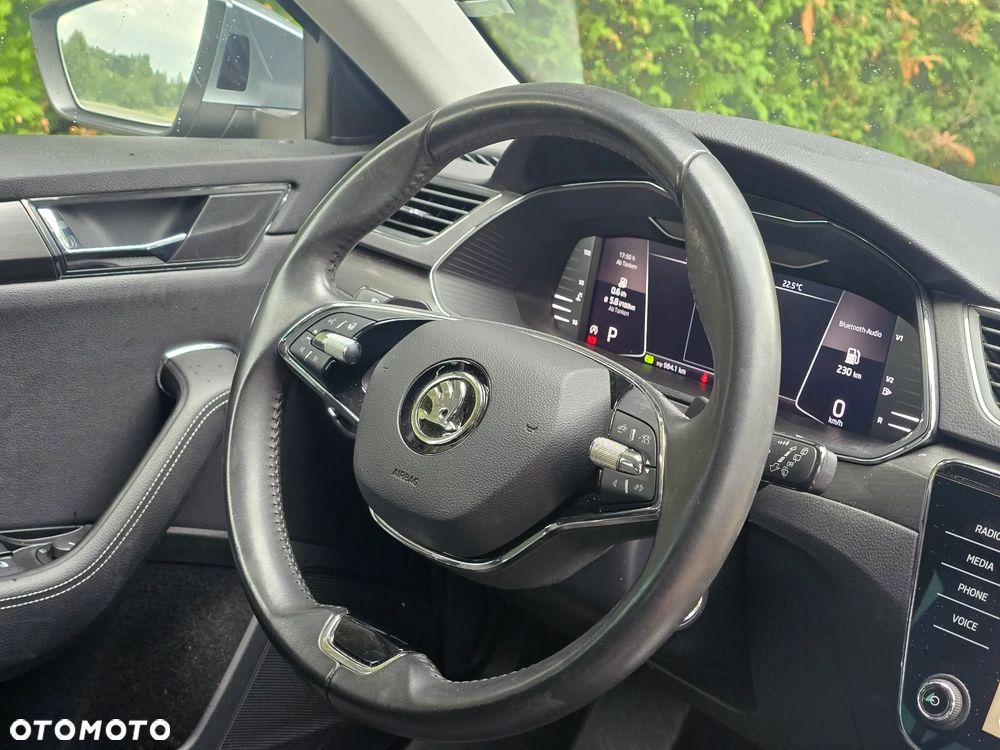 Skoda Superb 2.0 TDI Style DSG - 11