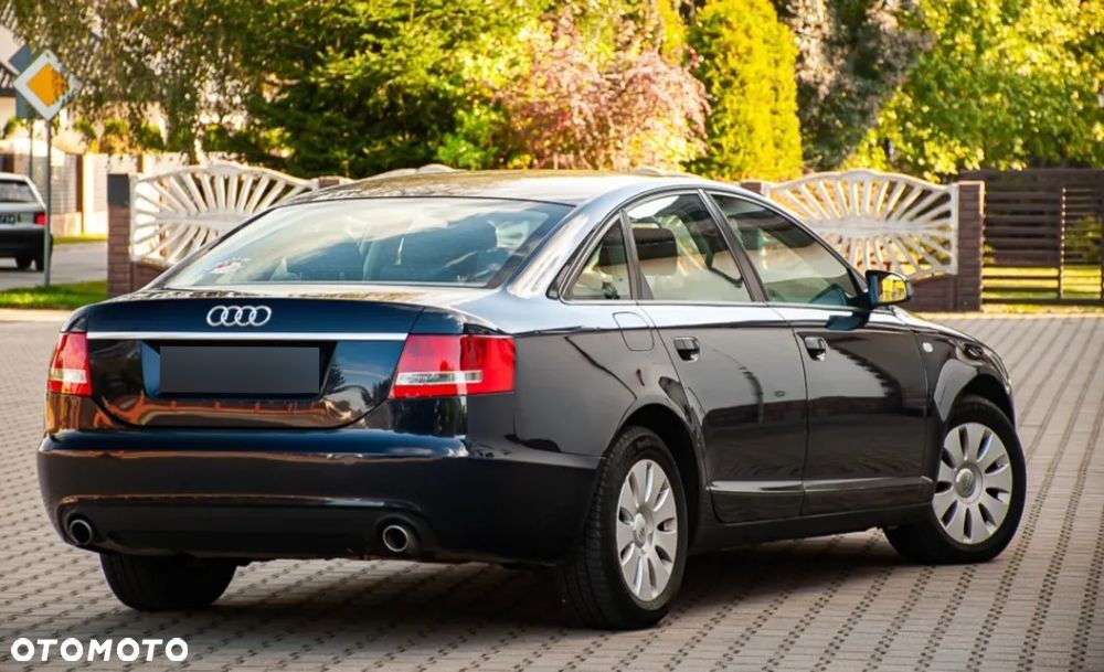 Audi A6 - 6