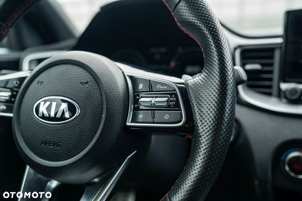Kia ProCeed 1.6 T-GDI GT DCT - 20