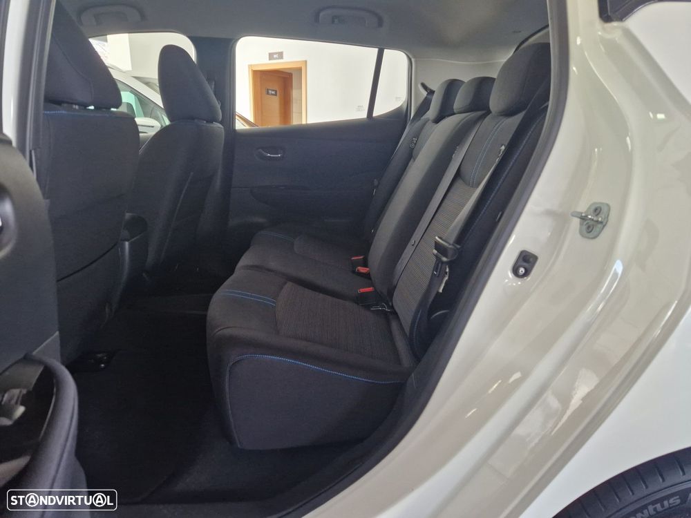 Nissan Leaf Acenta - 10