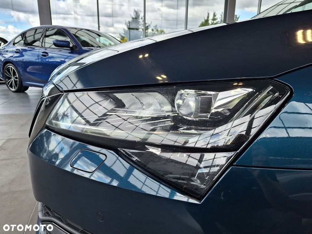 Skoda Superb 2.0 TDI Style DSG - 13