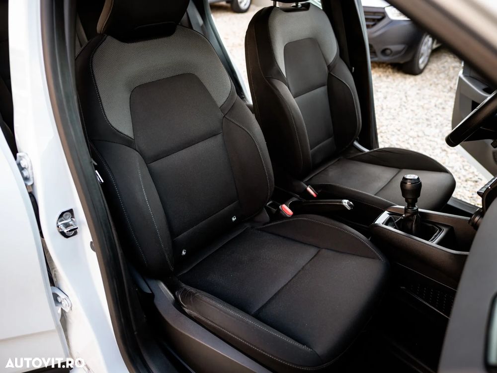 Renault Clio - 24