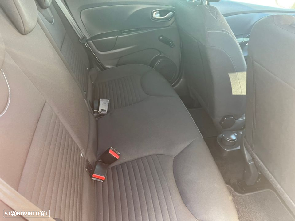 Renault Clio Sport Tourer 1.5 dCi Limited - 10