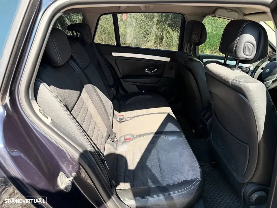 Renault Laguna Break 2.0 dCi Dynamique Luxe - 9