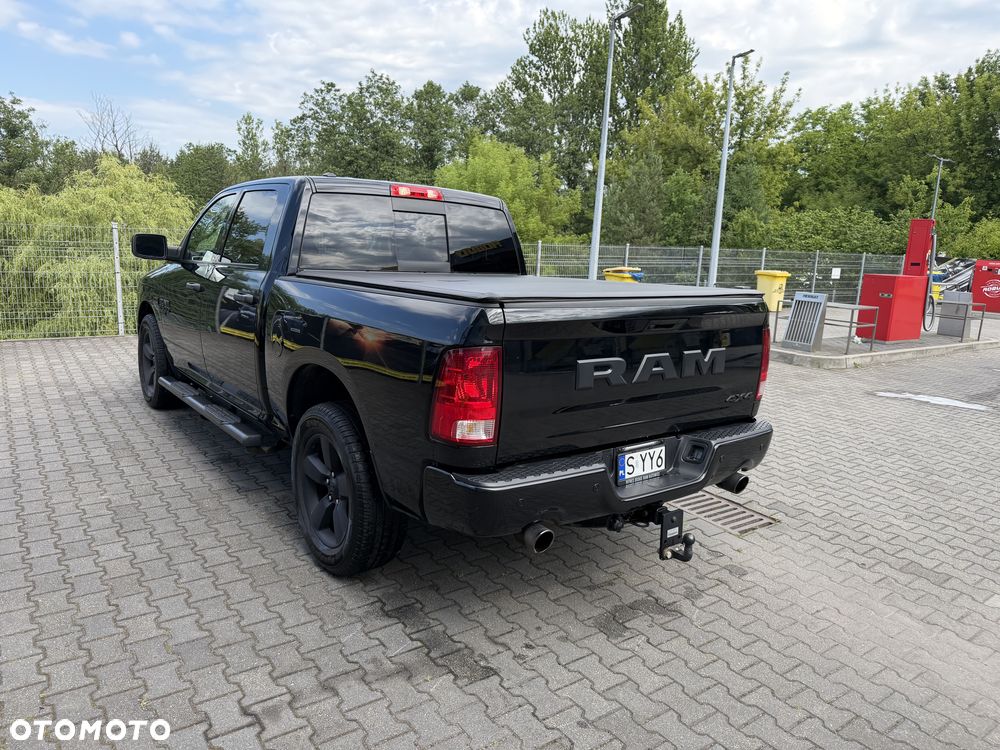 RAM 1500 5.7 Crew Cab Laramie - 4