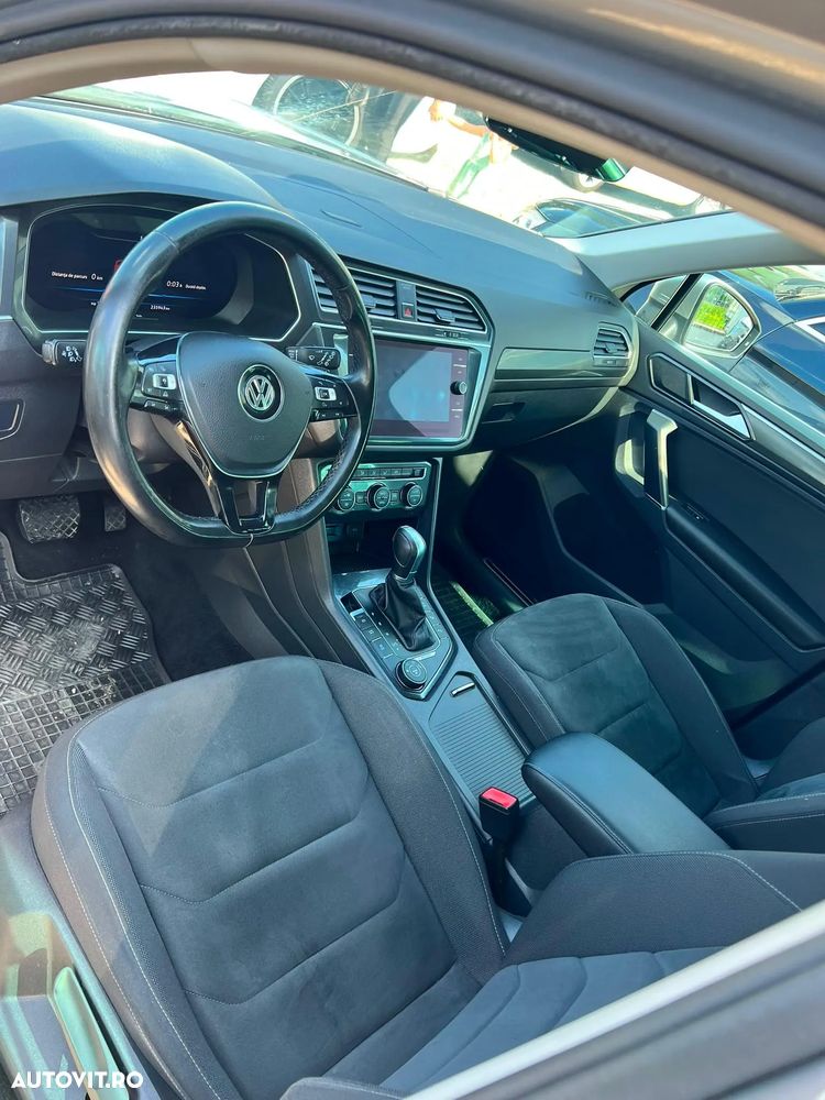Volkswagen Tiguan - 4
