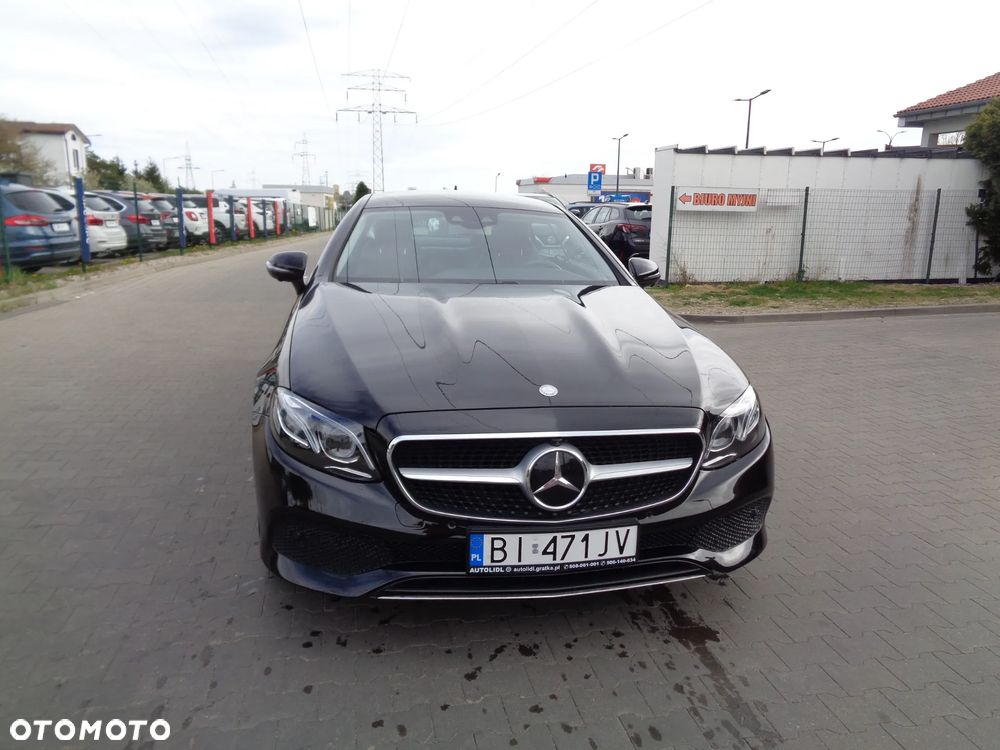 Mercedes-Benz Klasa E 200 9G-TRONIC Edition 1 - 4