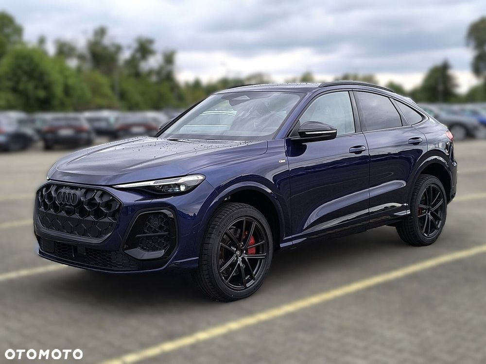 Audi Q5 Sportback - 9