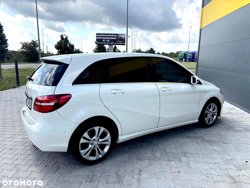 Mercedes-Benz Klasa B 250 4-Matic - 13