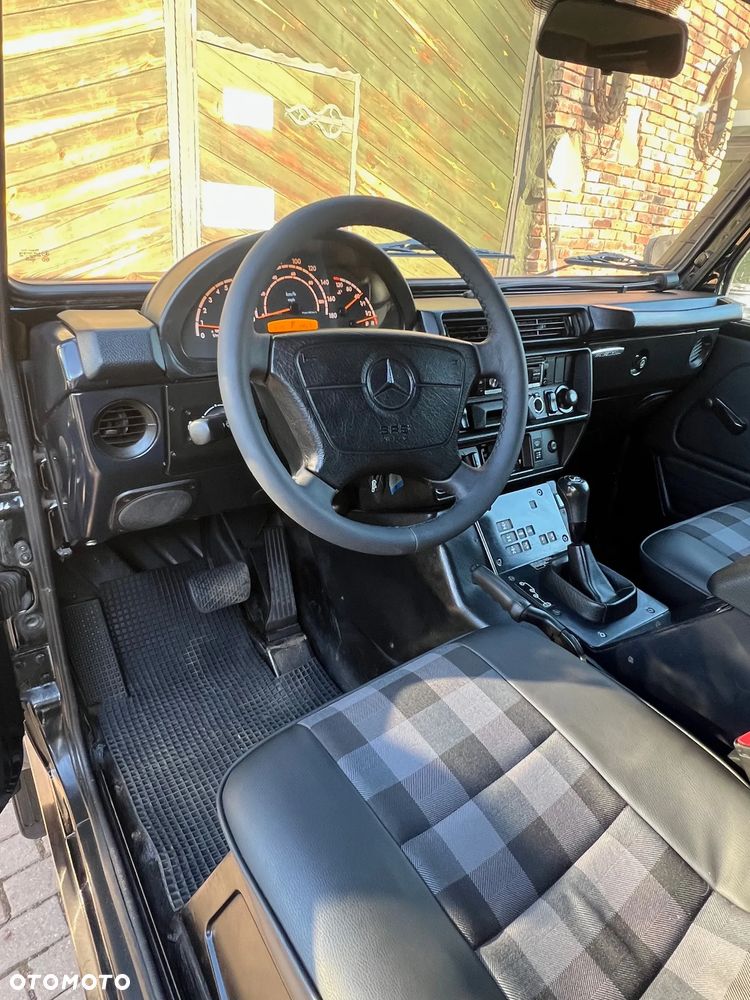 Mercedes-Benz Klasa G 300 CDI L Automatik DPF Professional - 14