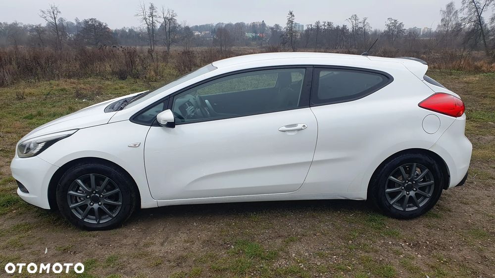 Kia ProCeed 1.4 CRDI M - 19
