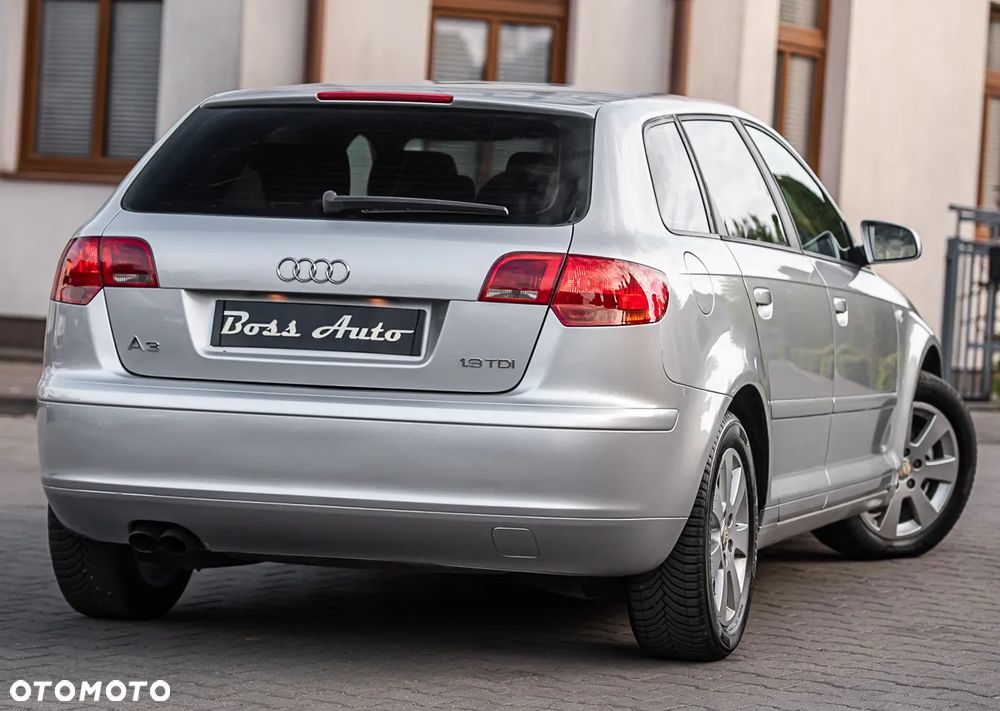 Audi A3 Sportback 1.9 TDI Ambition - 12