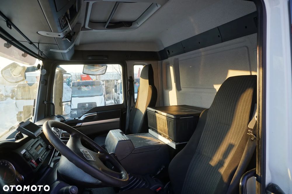 MAN TGS 26.360 / Rama 550 cm / oś skrętna / Euro 5 - 11