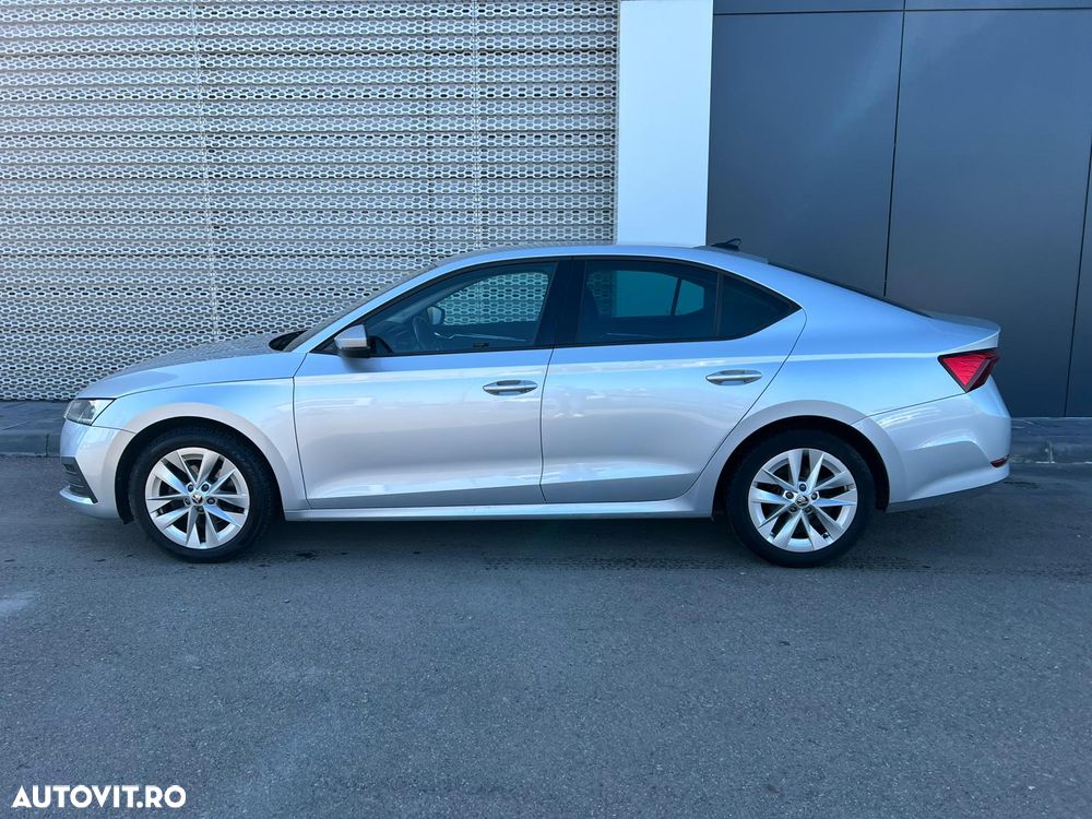 Skoda Octavia 2.0 TDI DSG Ambition - 6
