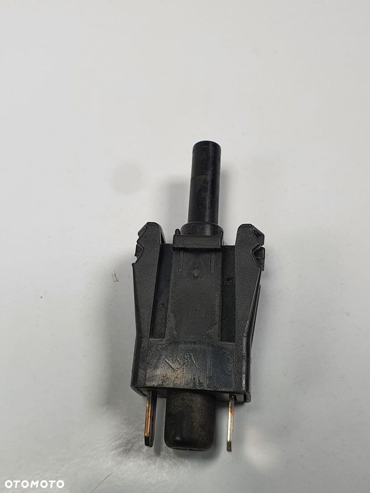 CZUJNIK HAMULCA RĘCZNEGO MERCEDES W140 0015458714 - 1