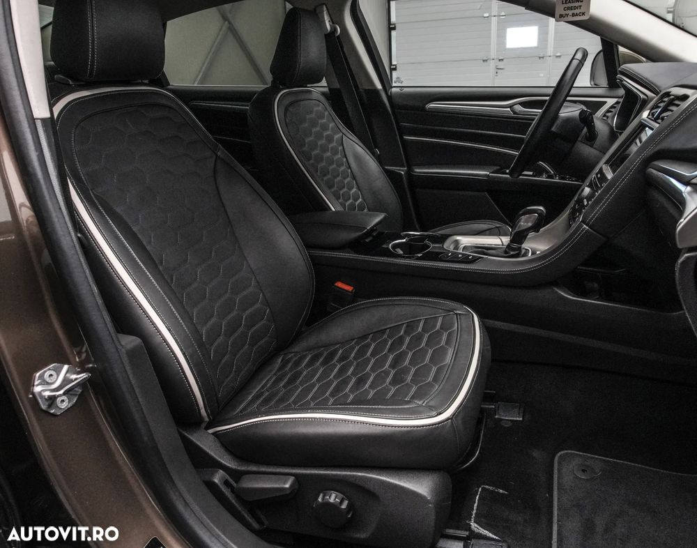 Ford Mondeo Vignale 2.0 Hybrid - 14
