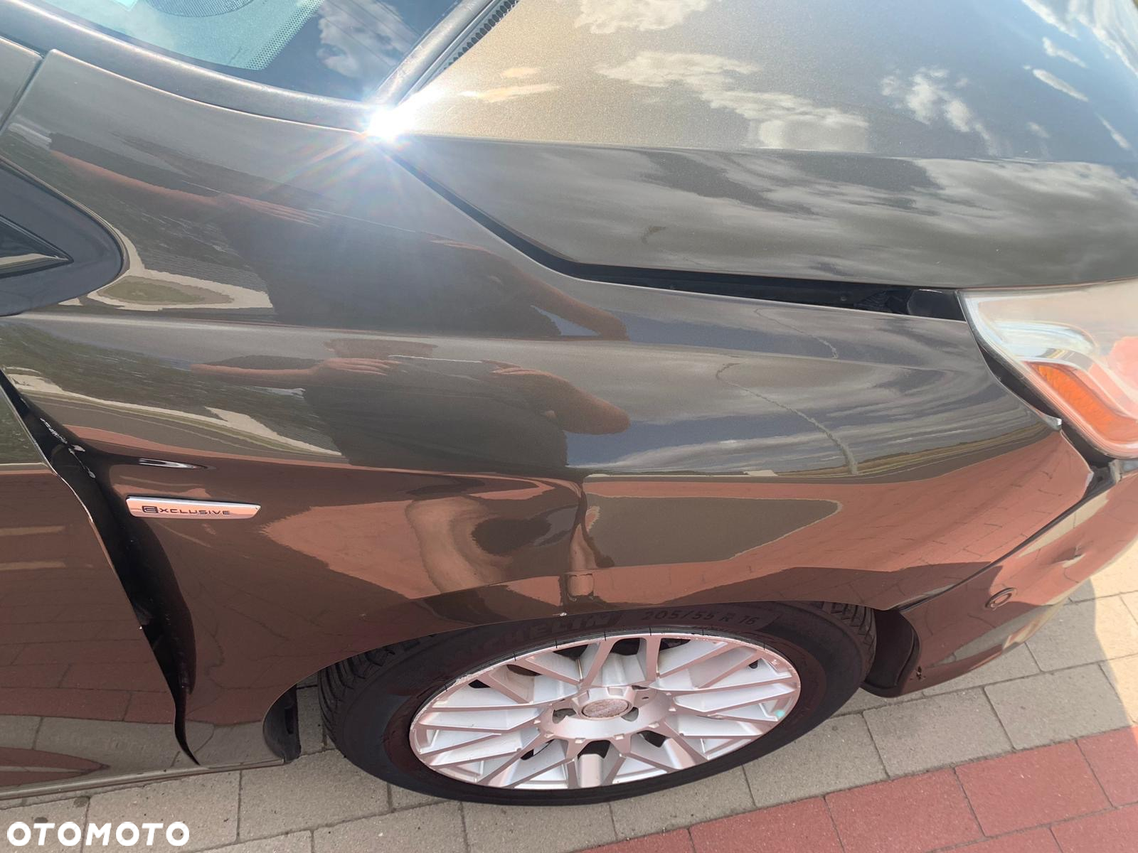Citroën C4 1.6 HDi Exclusive - 12