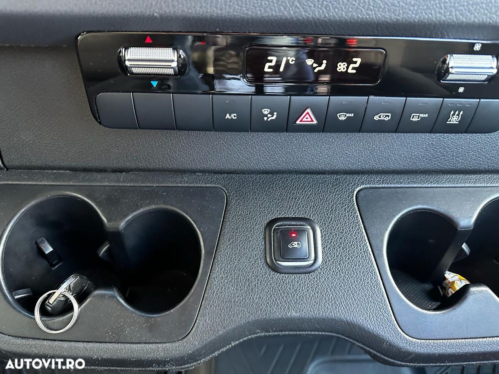 Mercedes-Benz Sprinter - 5