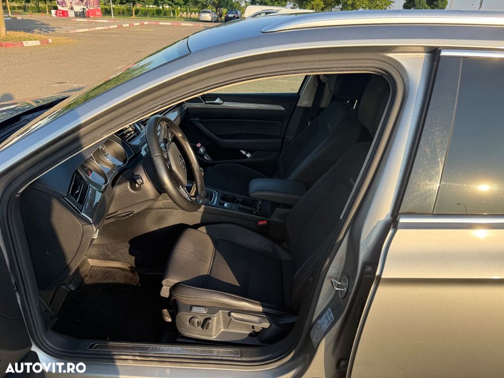 Volkswagen Passat Alltrack - 10