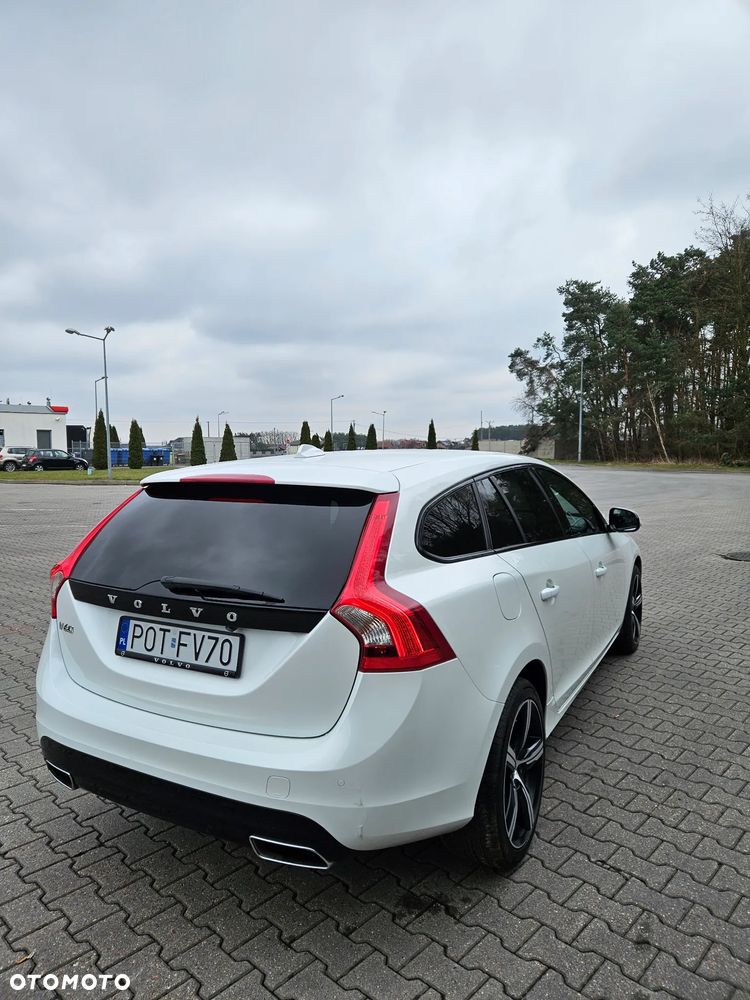 Volvo V60 D4 Drive-E Momentum - 8
