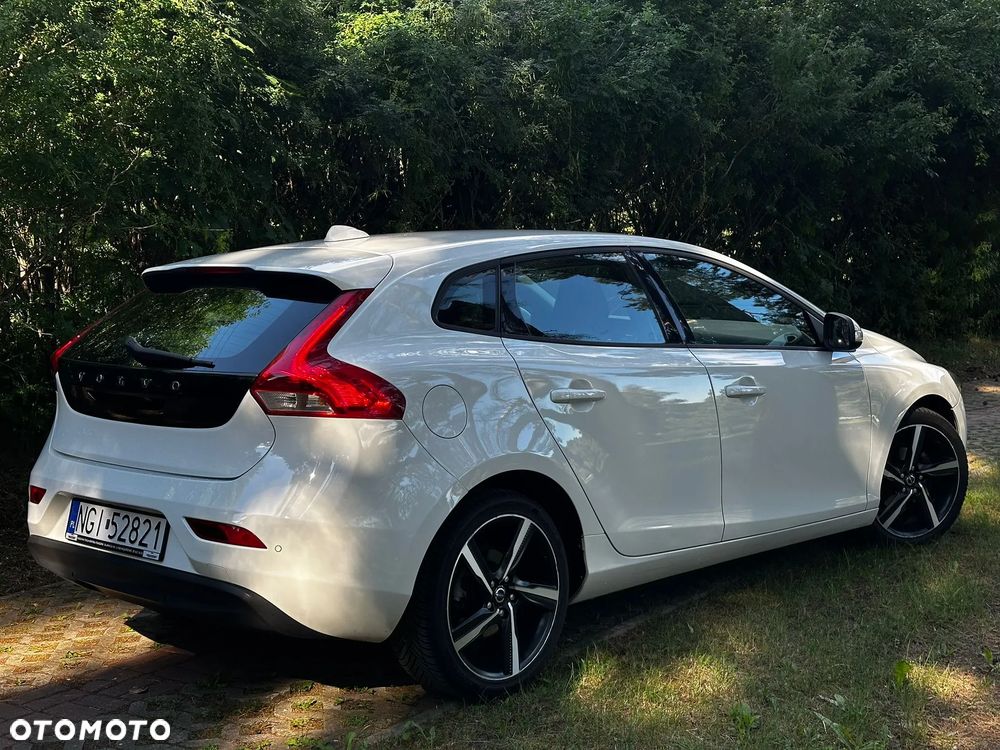 Volvo V40 D2 Kinetic - 4
