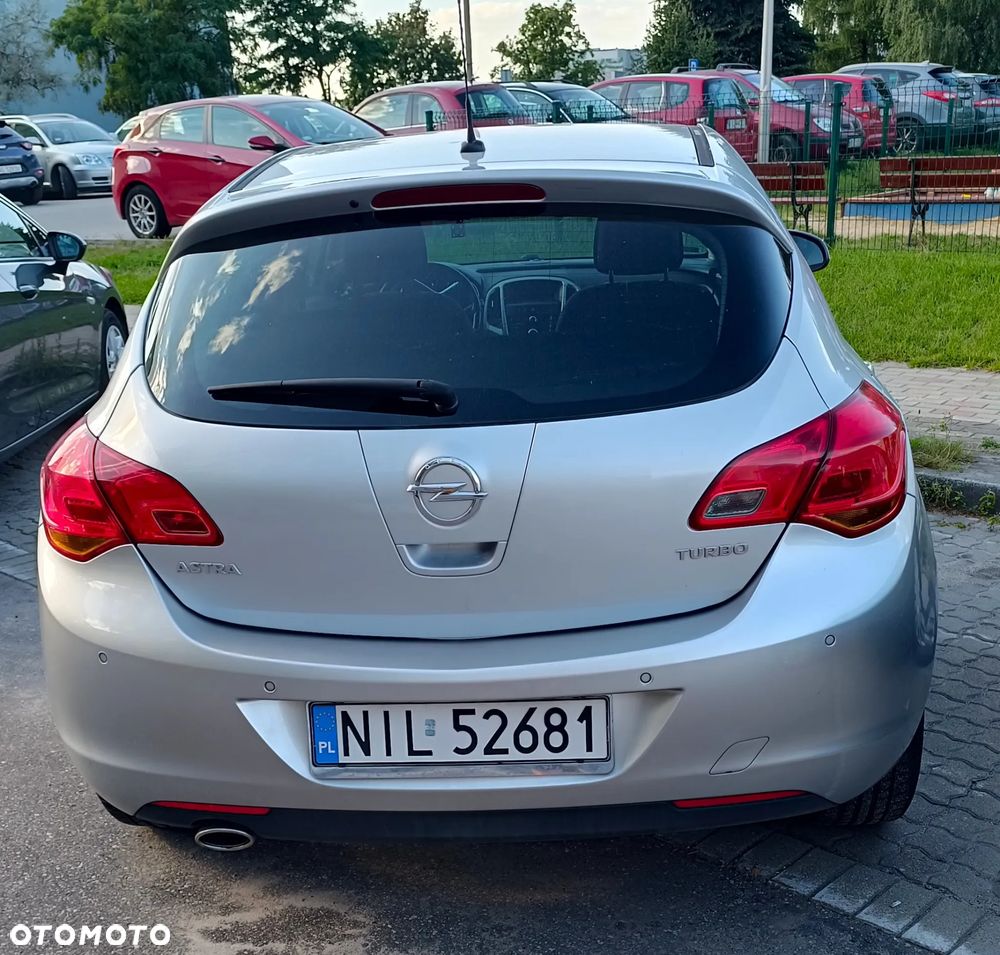 Opel Astra 1.4 T Enjoy - 4
