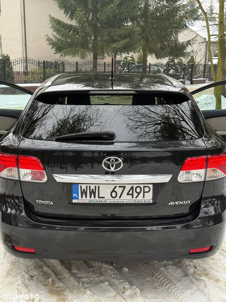 Toyota Avensis 2.2 D-4D Premium - 38