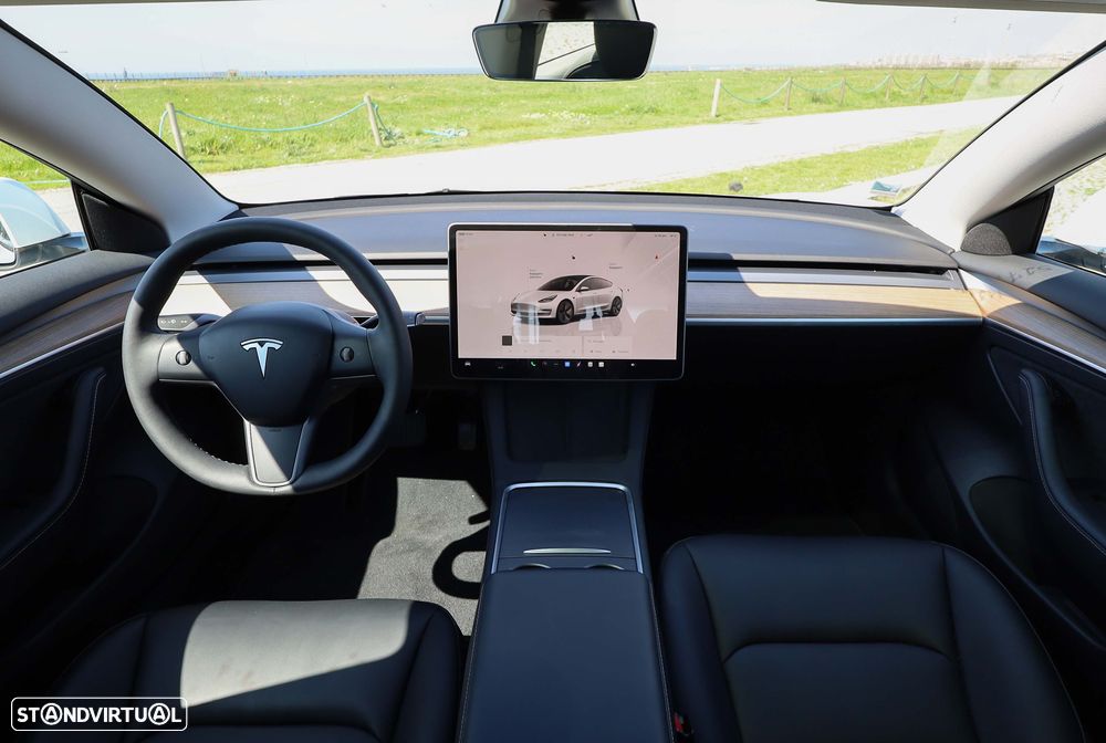 Tesla Model 3 Tração Traseira Standard - 11