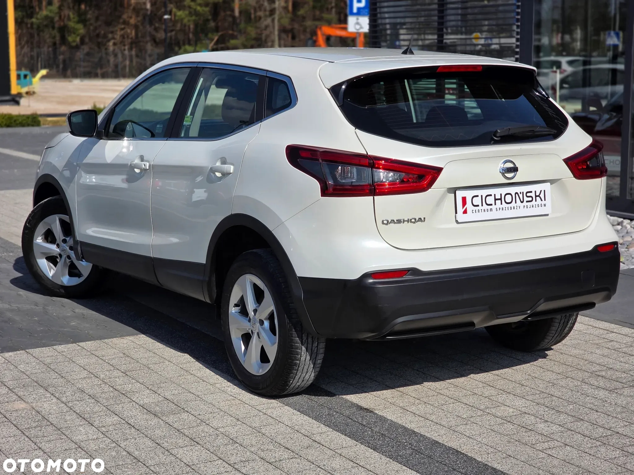 Nissan Qashqai 1.3 DIG-T N-Connecta - 22