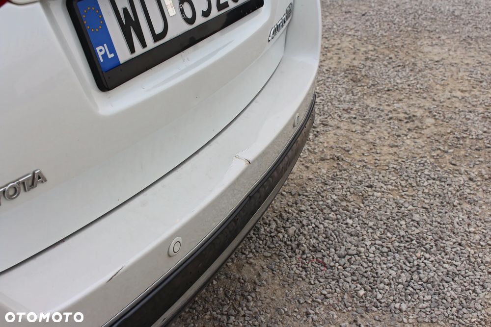 Toyota Auris 1.8 HSD Luna - 24