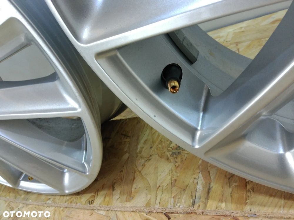 DACIA SANDERO II LOGAN LODGY FELGI ALUMINIOWE 403001563R 403004304R 16" 6.0J ET40 ALUFELGI - 7