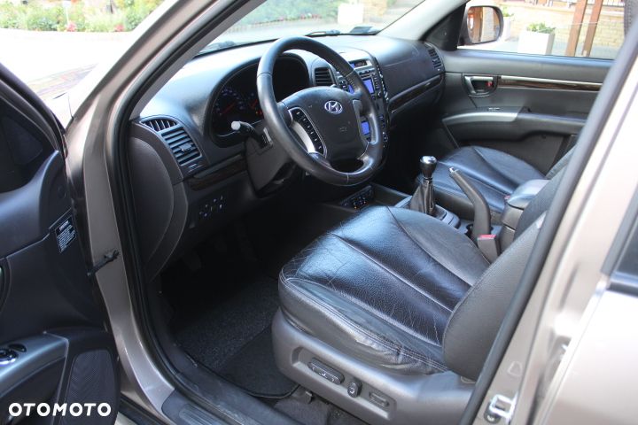 Hyundai Santa Fe - 15