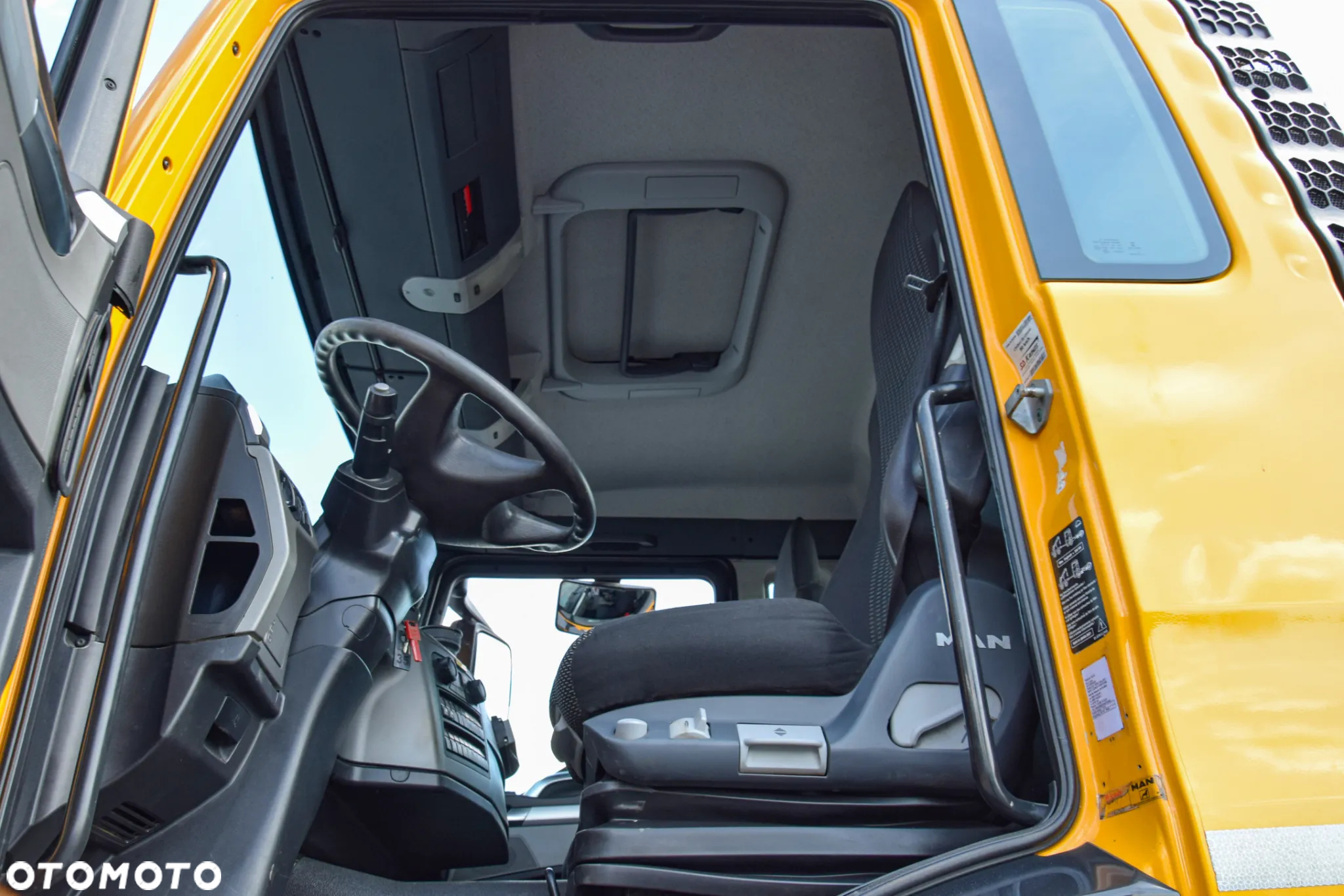 MAN TGS 26.400 / 6x4 / EURO 6 / UDT / HDS FASSI 165 / WYSUW x3 / ROTATOR / CHWYTAK / STEROWANIE RADIOWE / WZMOCNIONA RAMA / WYWROTKA / HYDROBURTA / AUTOMAT / 2017 / NOWE OPONY - 100% / NISKI PRZEBIEG / STAN IDEALNY / SPROWADZONY - 30