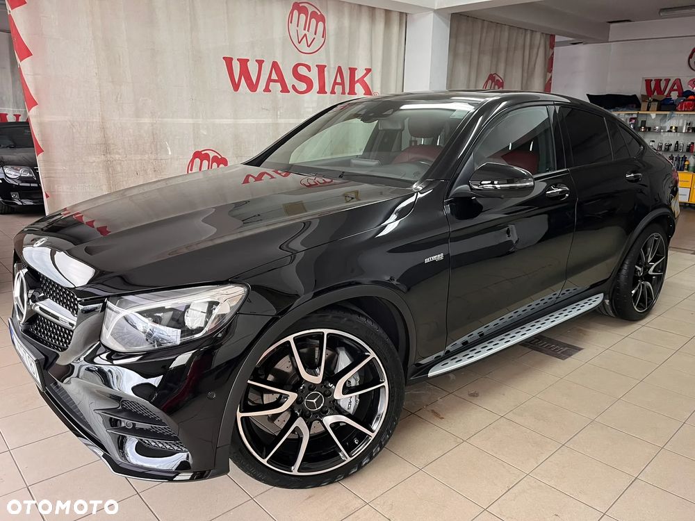 Mercedes-Benz GLC - 12