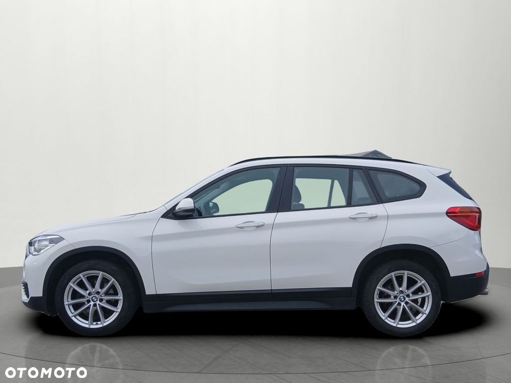 BMW X1 sDrive18i - 3