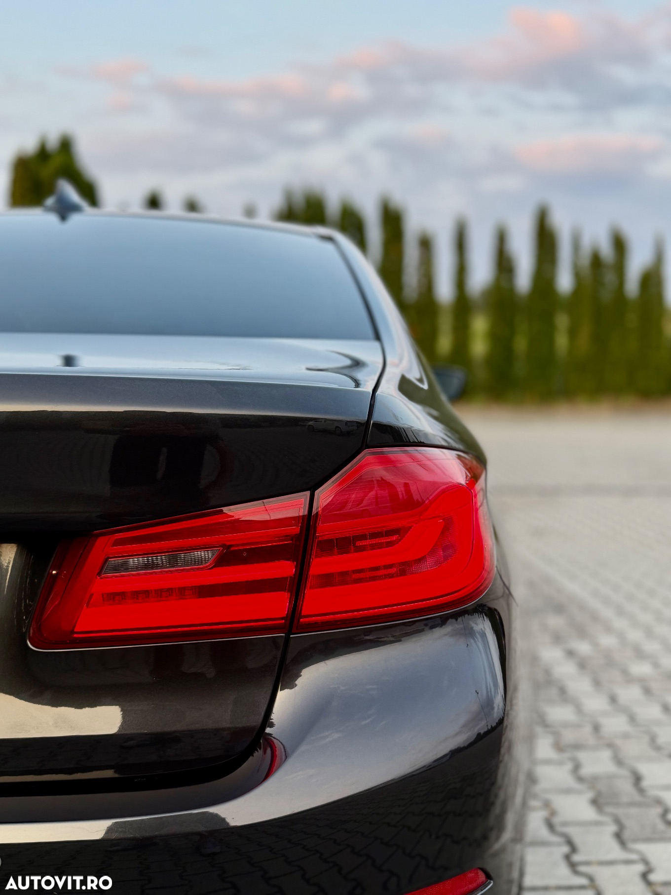 BMW Seria 5 520d xDrive AT - 34