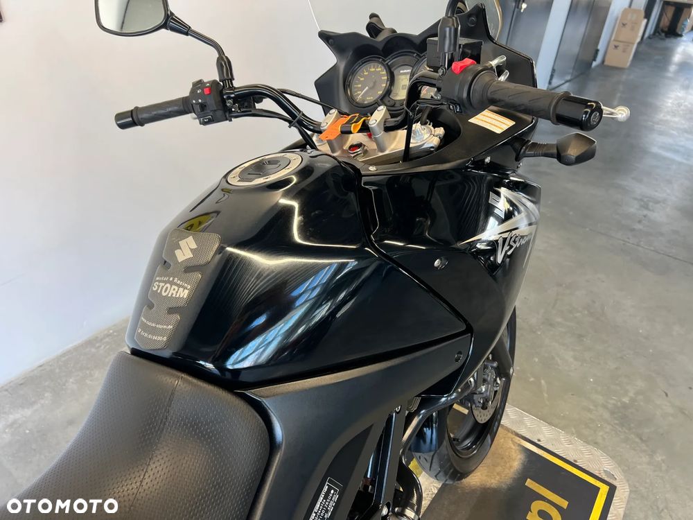 Suzuki V-STROM - 29