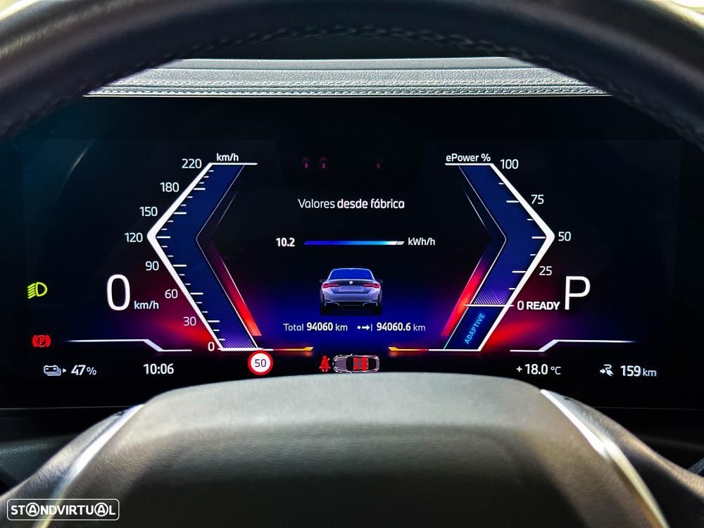 BMW i4 eDrive40 Edição Desportiva M - 31