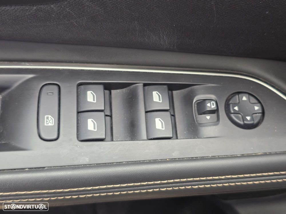 Peugeot 5008 2.0 BlueHDi GT EAT6 - 17