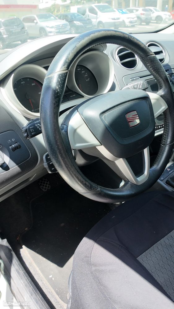 SEAT Ibiza - 5