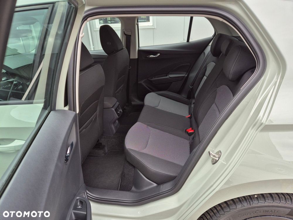 Skoda Fabia 1.0 TSI Drive DSG - 17