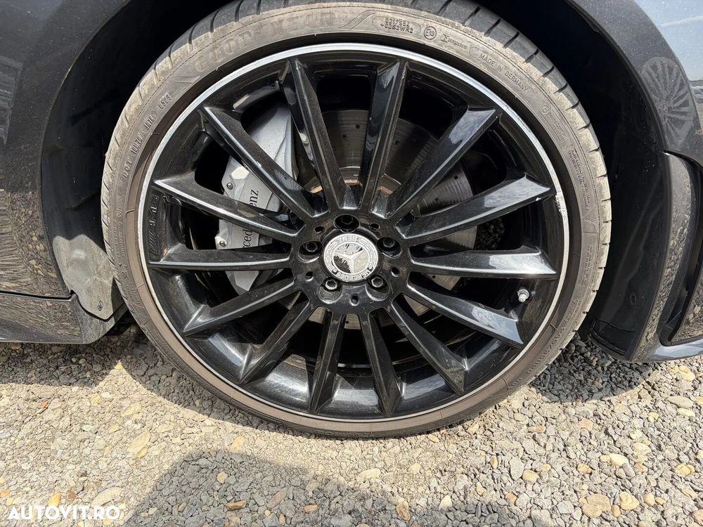 Mercedes-Benz CLS - 36
