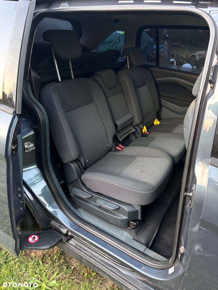 Ford Grand C-MAX - 8