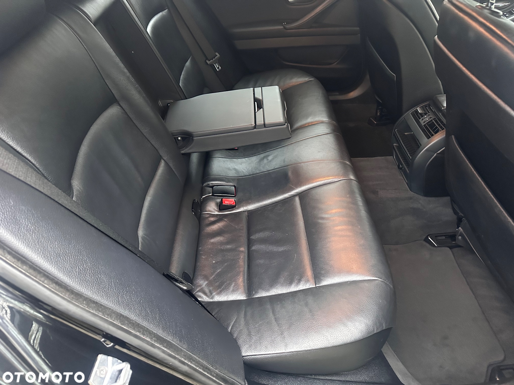 BMW Seria 5 520d Touring Modern Line - 34