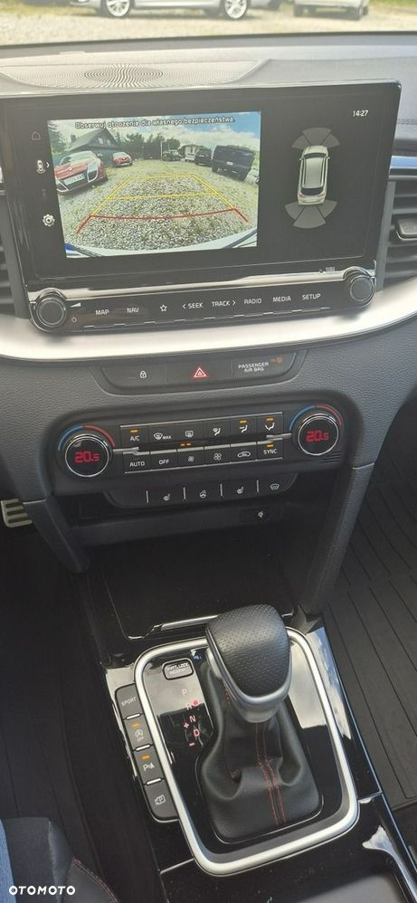 Kia ProCeed - 10