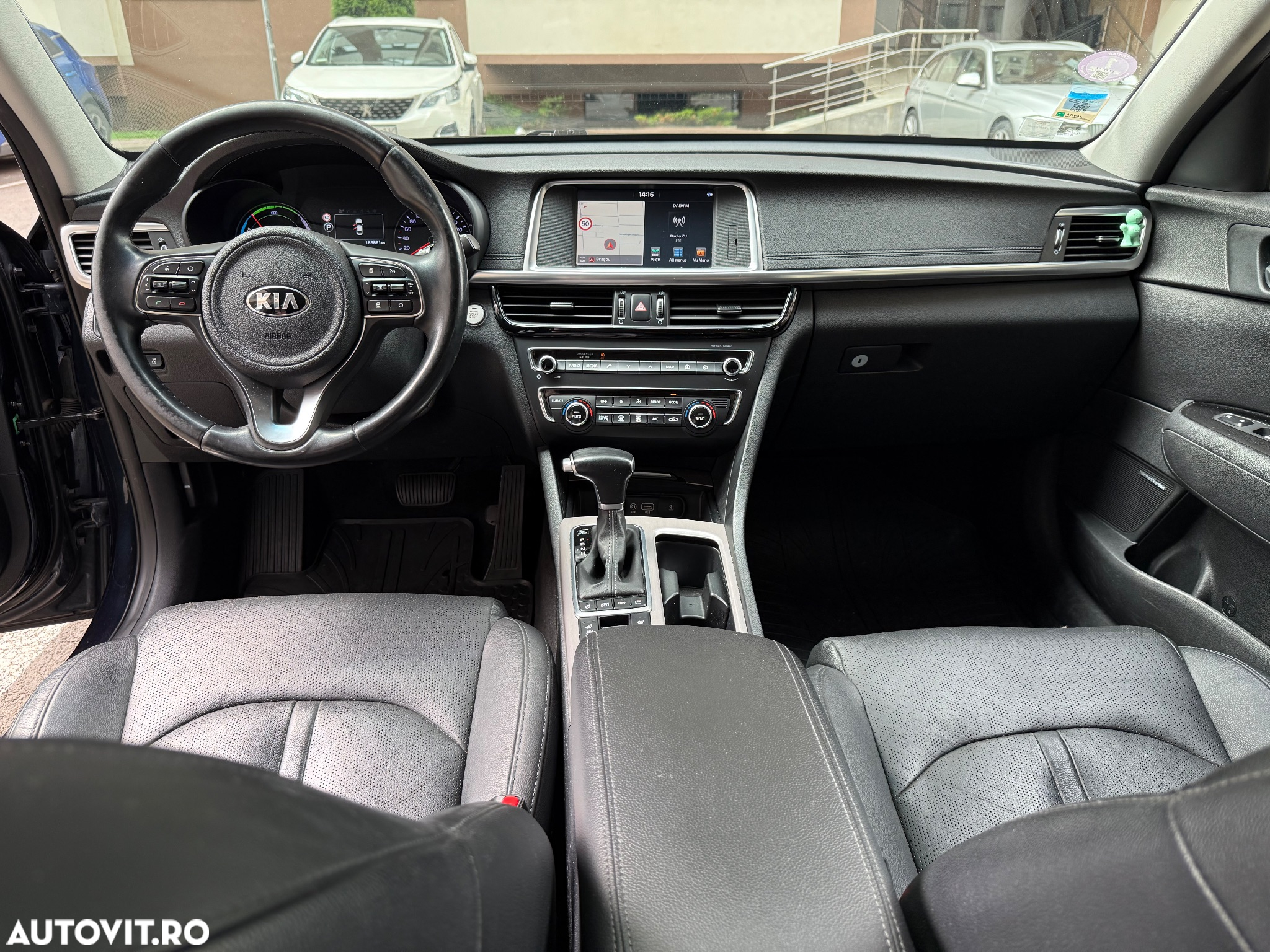 Kia Optima 2.0 GDI Plug-In Hybrid Attract - 17