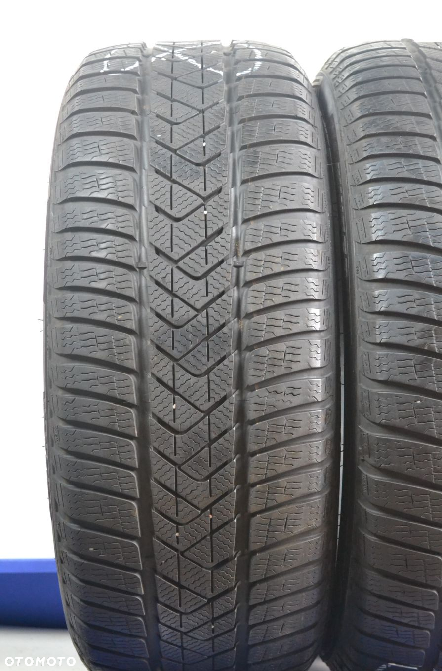 245/45R18 100V PIRELLI SOTTOZERO 3 RFT x2szt 8027z - 2