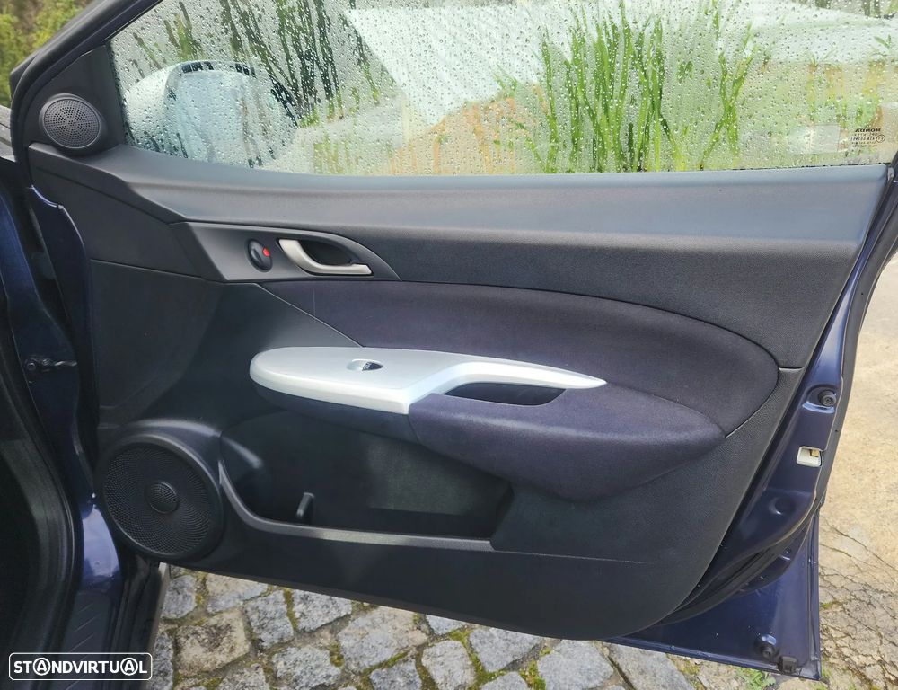 Honda Civic 1.4 Sport EC - 19