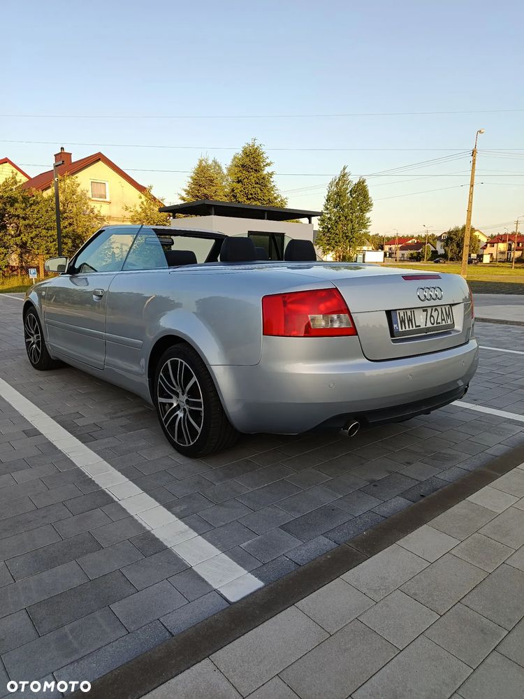 Audi A4 Cabrio 1.8 T - 8