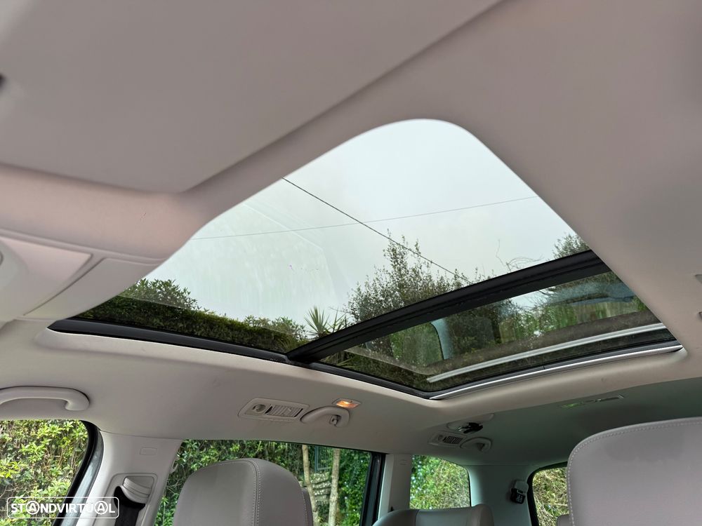 VW Sharan 2.0 TDI Highline DSG - 23